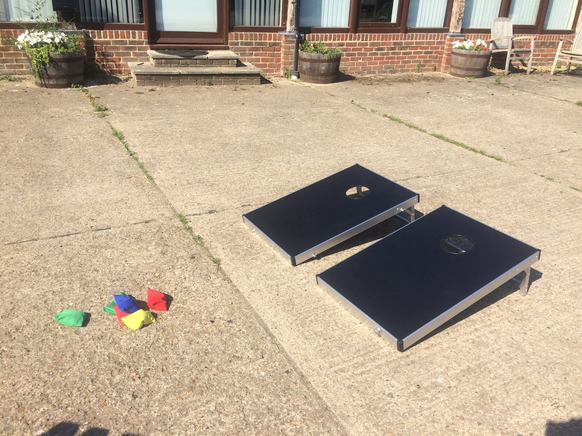 Cornhole Toss General